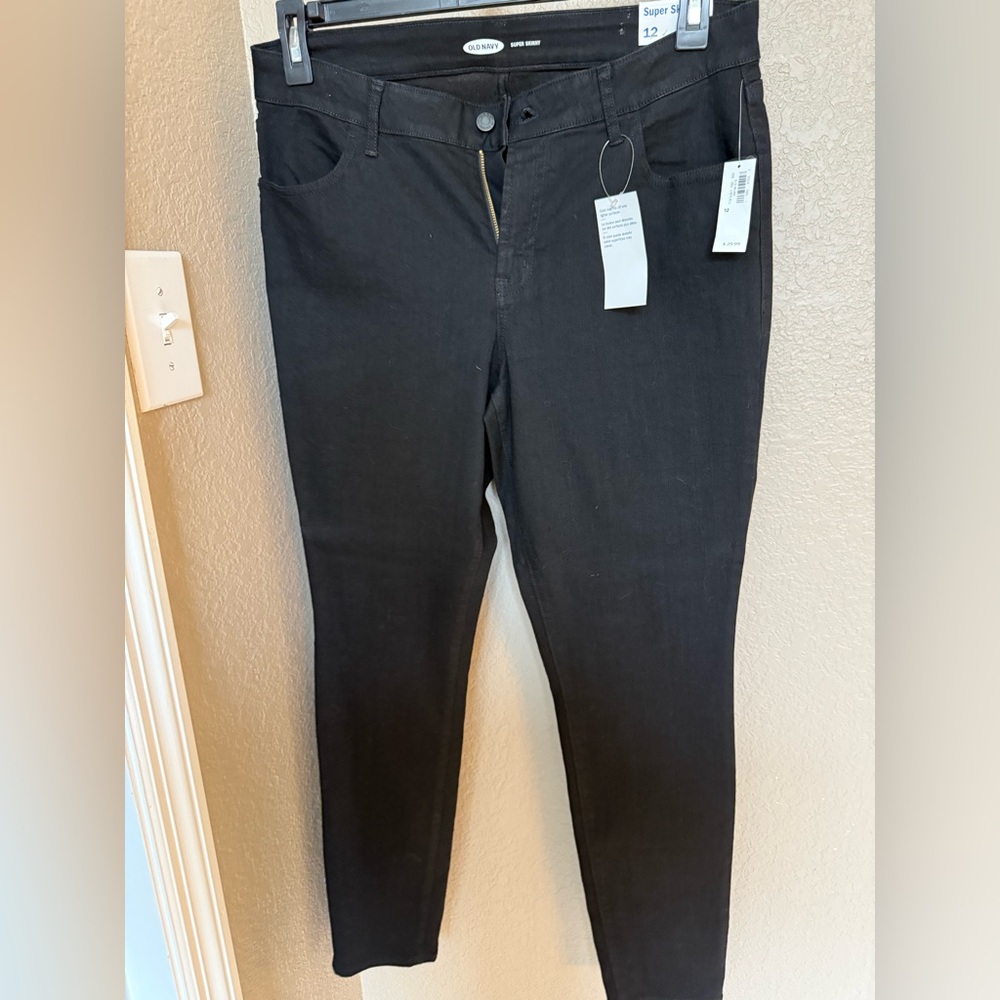 Old Navy Skinny Jeans NWT